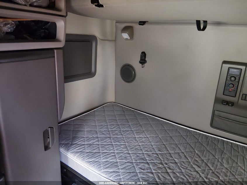 2020 Volvo Vnl VIN: 4V4NC9EH2LN251100 Lot: 44899380