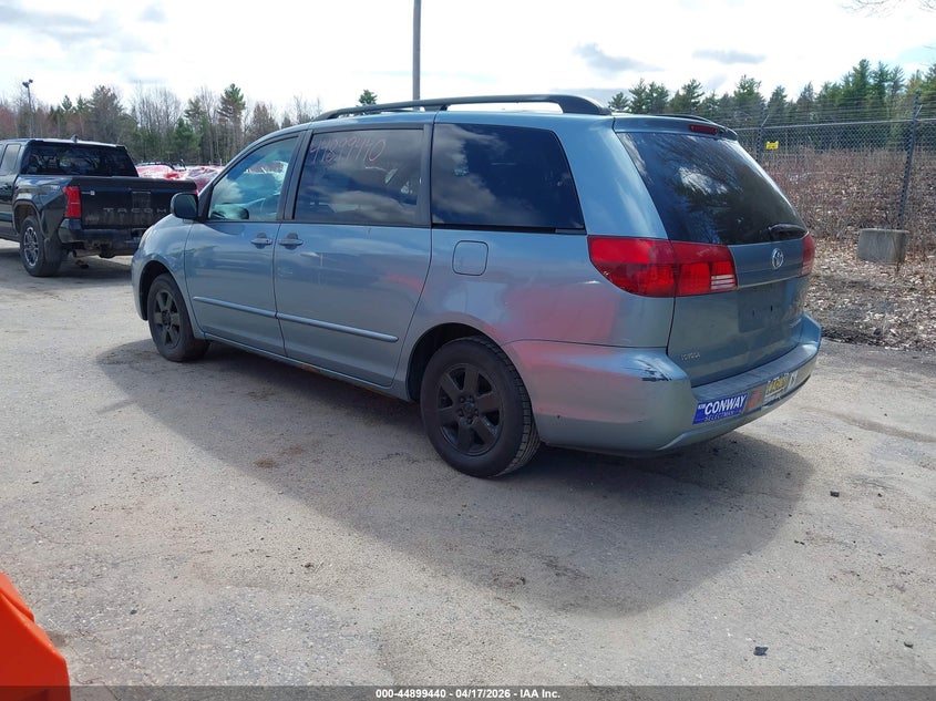 2005 Toyota Sienna Le