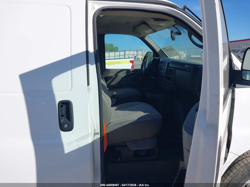 2015 Chevrolet Express 2500 Work Van