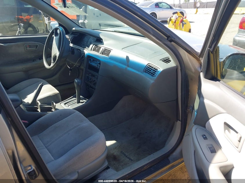 1998 Toyota Camry Le