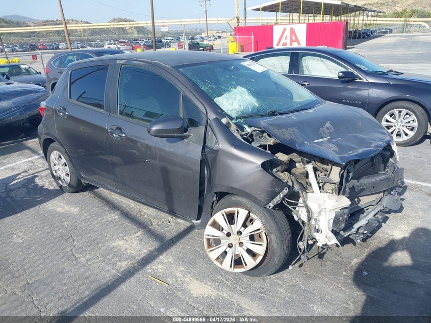2013 TOYOTA YARIS LE