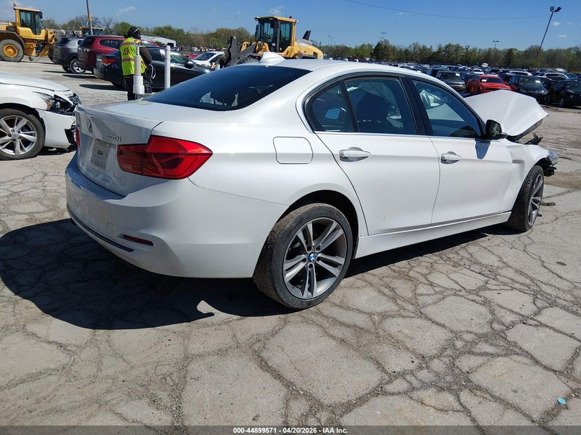 Vin: wba8d9g58jnu71666, lot: 45396935, bmw 330i xdrive 20184