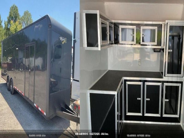 2023 Vintage Trailers P832 Toy Hauler