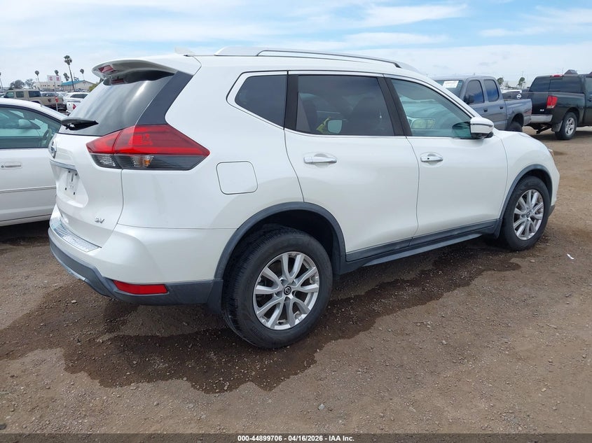 2018 Nissan Rogue Sv