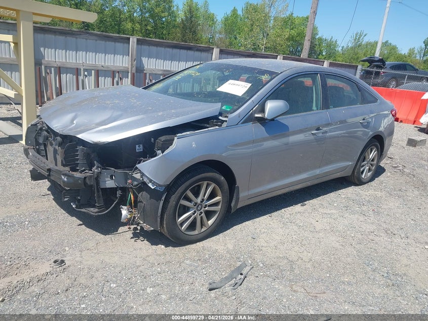 2015 Hyundai Sonata Se 5NPE24AF4FH250573 photo 1
