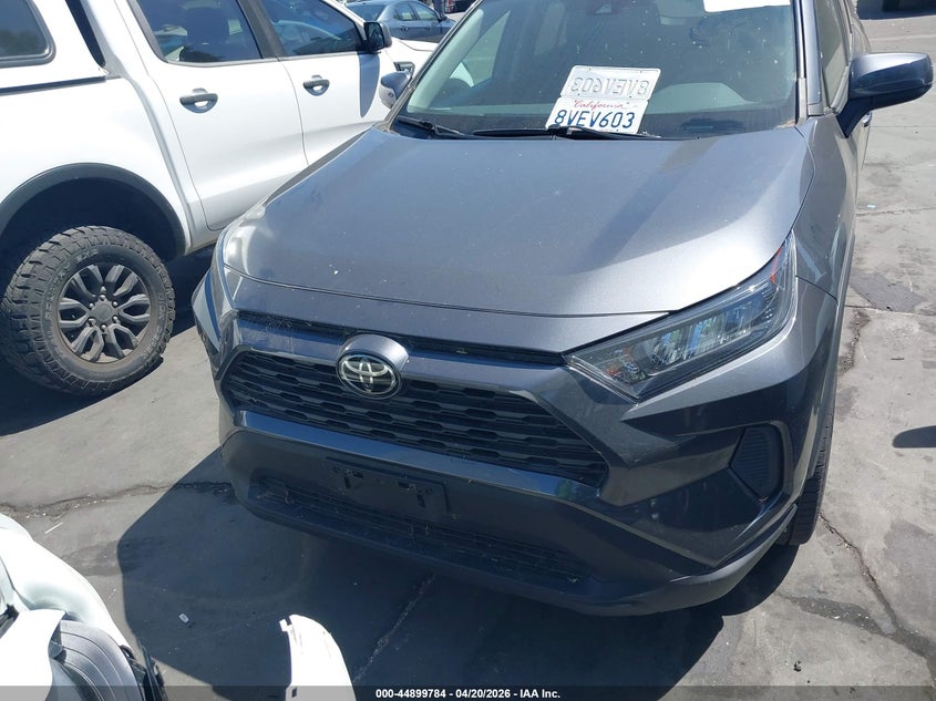VIN 2T3H1RFV0MC128037 2021 TOYOTA RAV4 LE