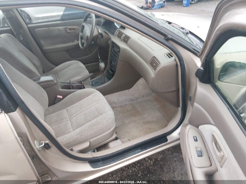 2000 Toyota Camry Le