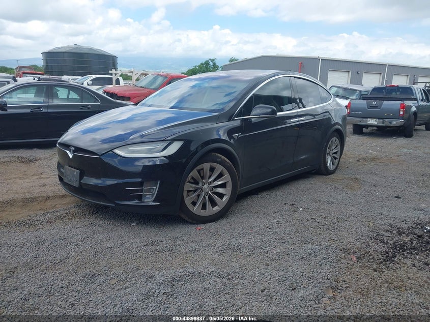 2017 TESLA MODEL X auction photo 2