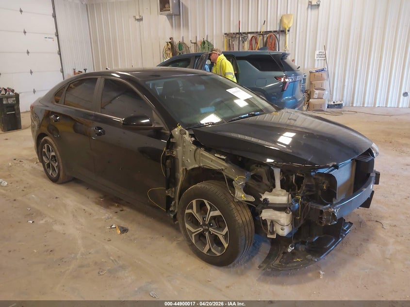 VIN 3KPF24AD1ME273202 2021 KIA FORTE LXS