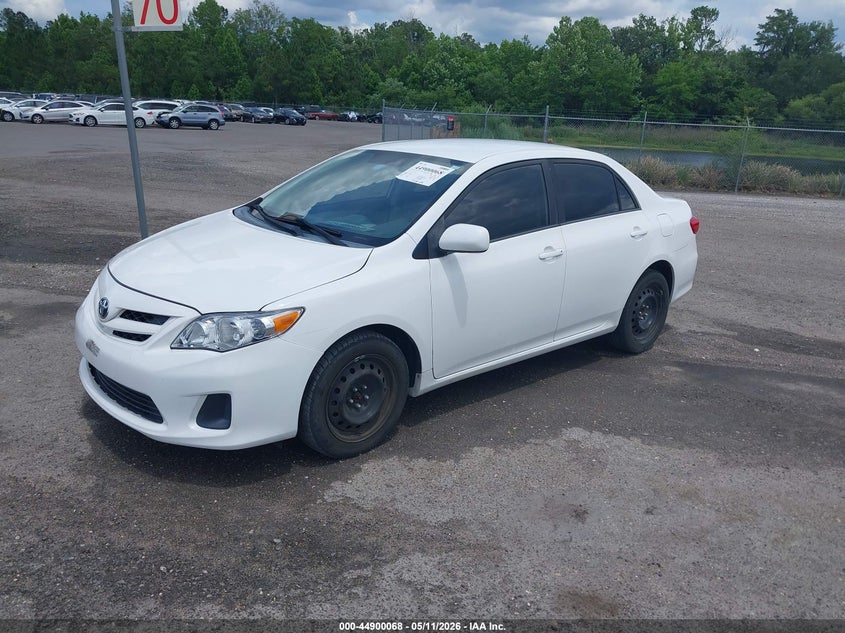 Vin: 2t1bu4ee8cc884871, lot: 45397431, toyota corolla le 20122