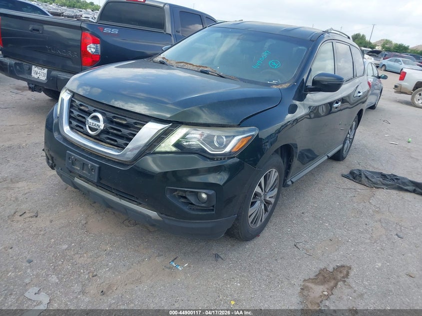 2019 Nissan Pathfinder Sv
