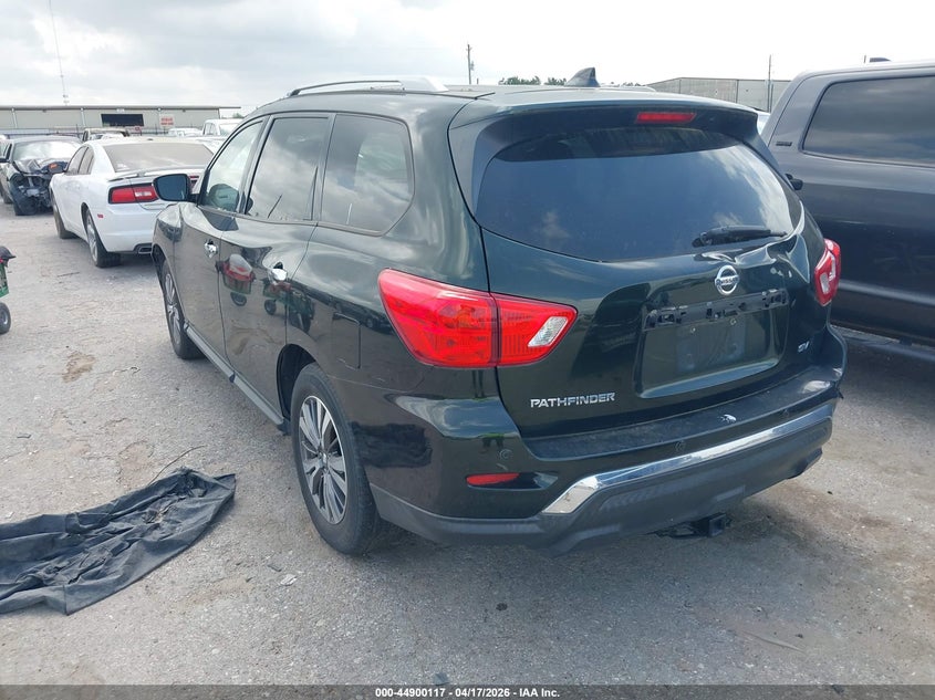 2019 Nissan Pathfinder Sv