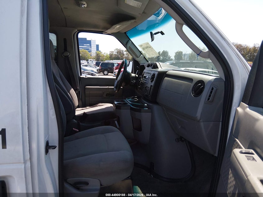 2013 Ford E-350 Super Duty Xlt