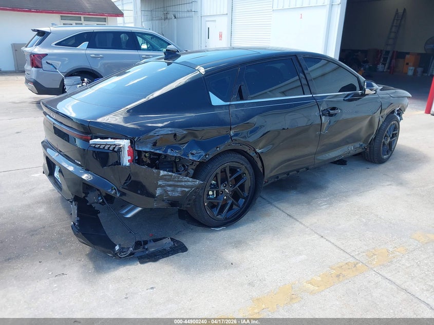 Vin: 3kpfw4dc5se224010, lot: 45397604, kia k4 gt-line turbo 20254