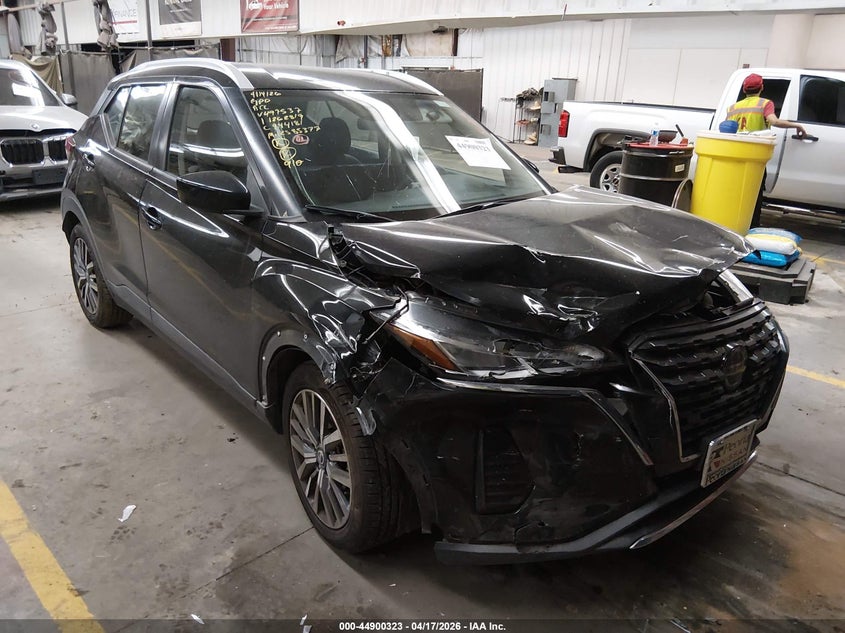 2021 NISSAN KICKS SV XTRONIC CVT