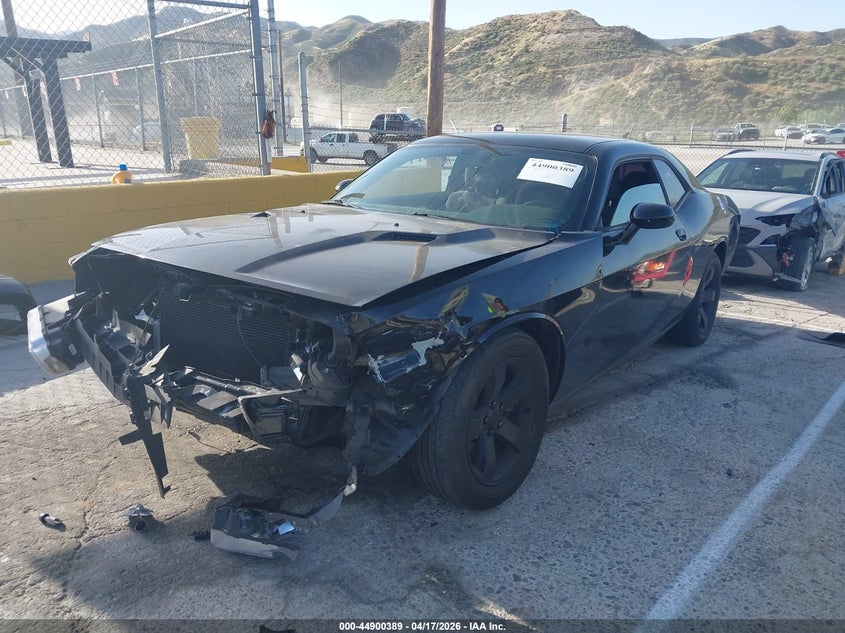 Vin: 2c3cdyag0eh195715, lot: 45397753, dodge challenger sxt 20142