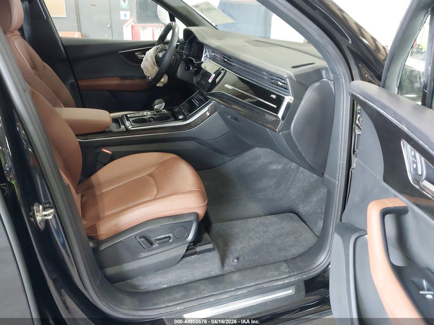 2024 Audi Q7 Premium 45 Tfsi Quattro Tiptronic