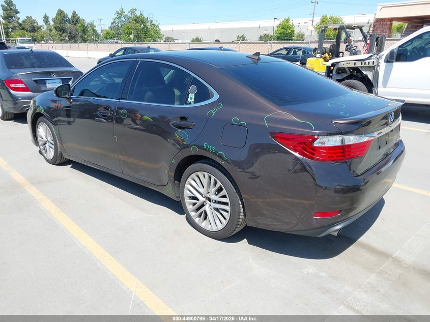 Vin: jthbk1gg8d2069409, lot: 45398163, lexus es 350 20133