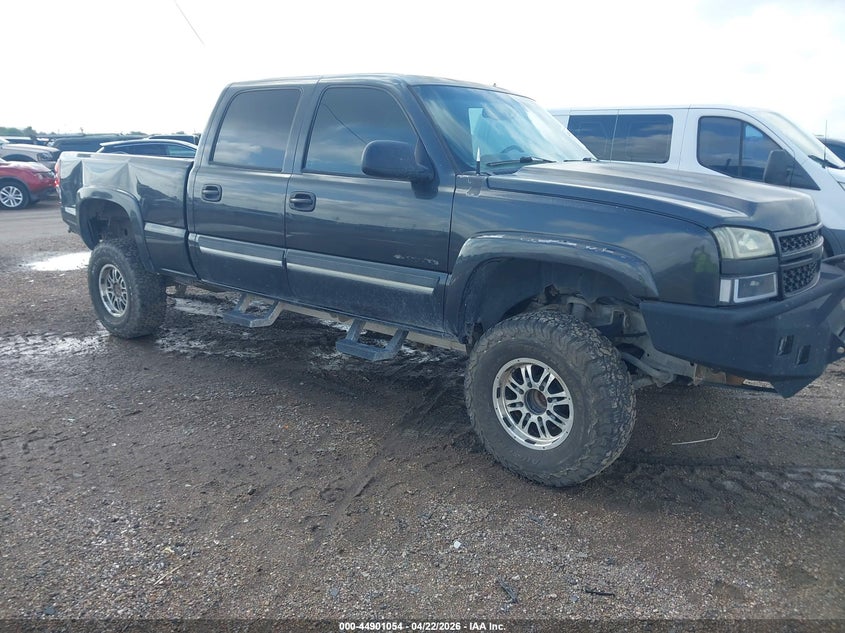 2005 CHEVROLET SILVERADO 2500HD LS