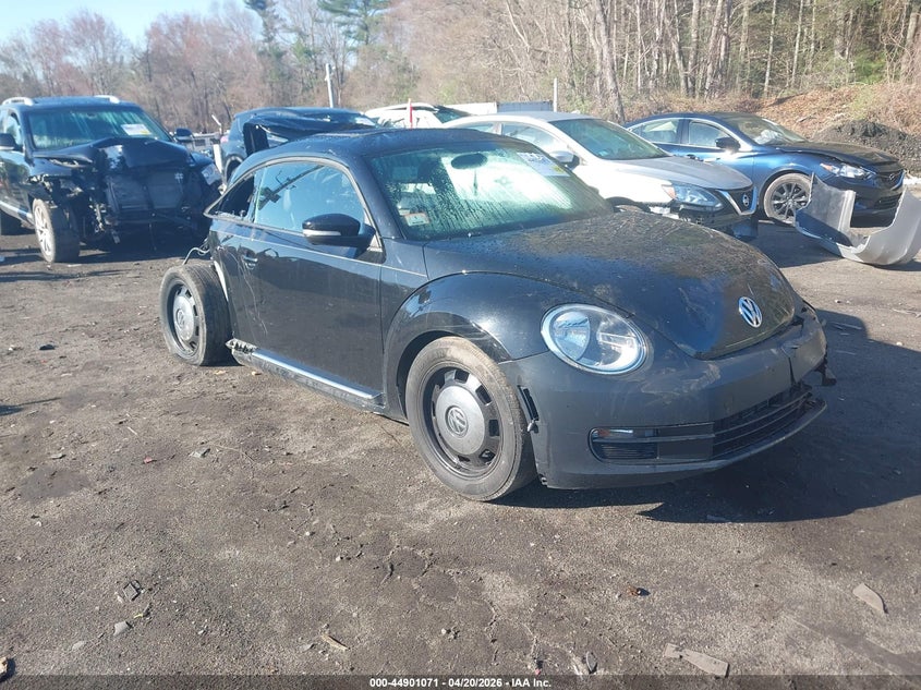 2013 Volkswagen Beetle 2.5L/2.5L Fender Edition