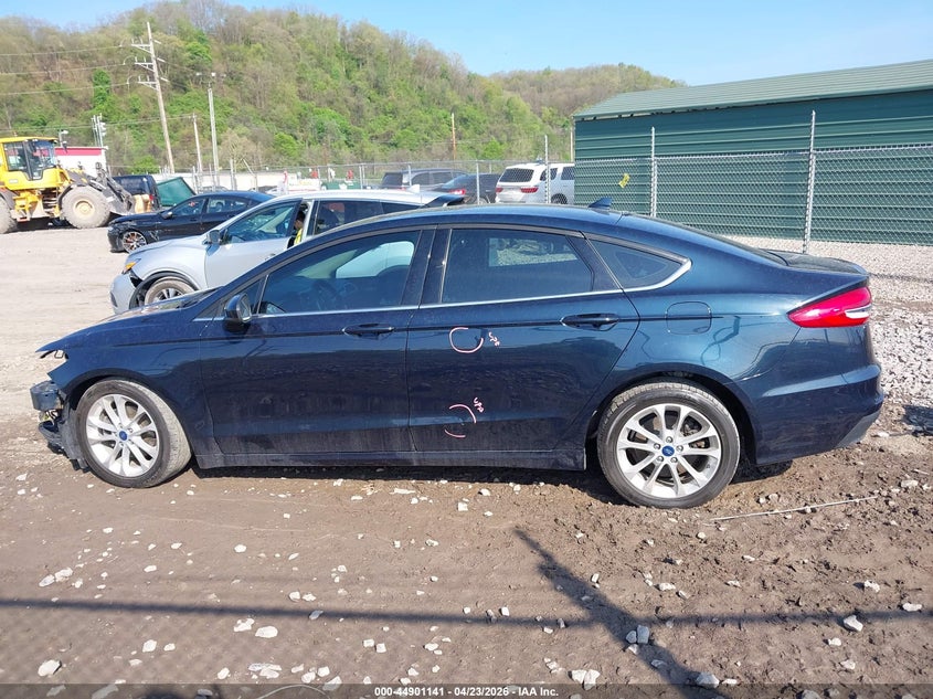VIN 3FA6P0LU2LR259586 2020 FORD FUSION HYBRID SE