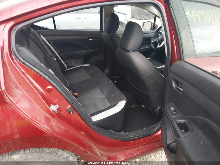 2021 NISSAN VERSA auction photo 8