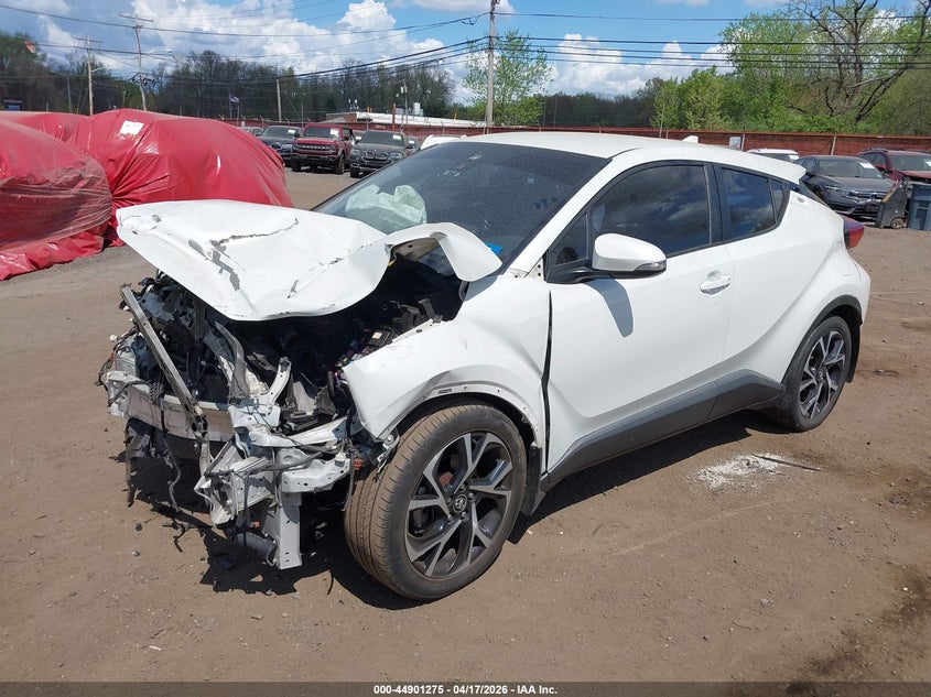 2018 TOYOTA C-HR auction photo 2