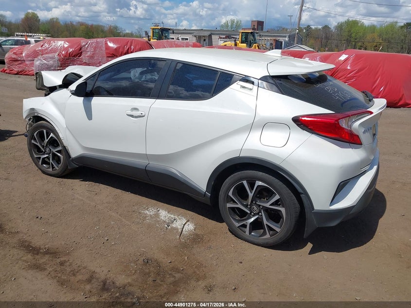 2018 TOYOTA C-HR auction photo 3