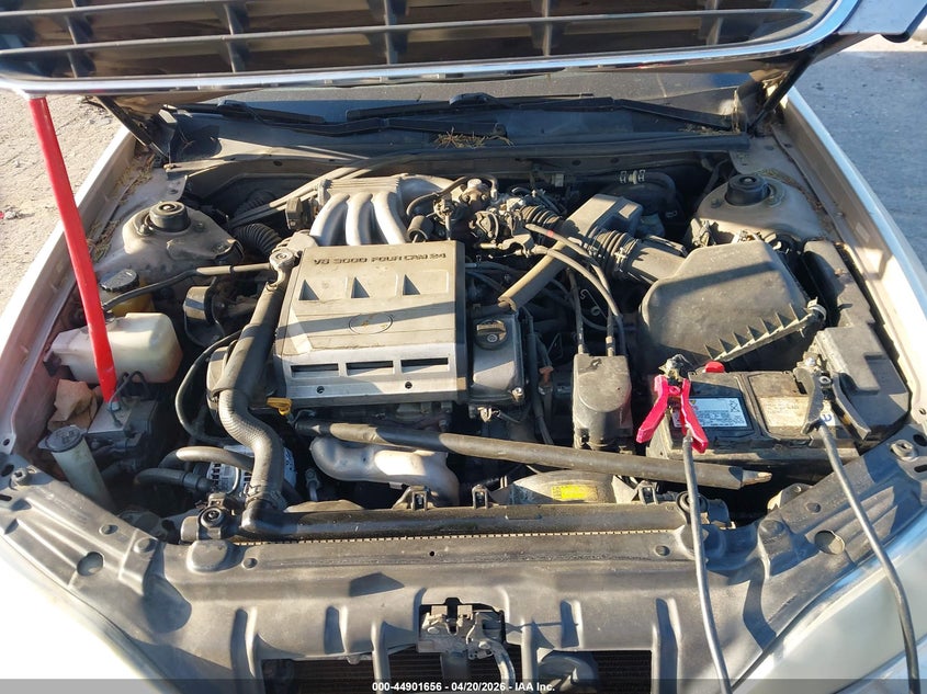 1998 Lexus Es 300 VIN: JT8BF28G8W5033228 Lot: 44901656