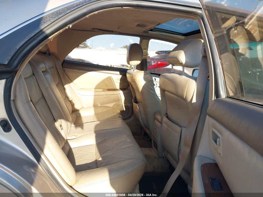 1998 Lexus Es 300 VIN: JT8BF28G8W5033228 Lot: 44901656