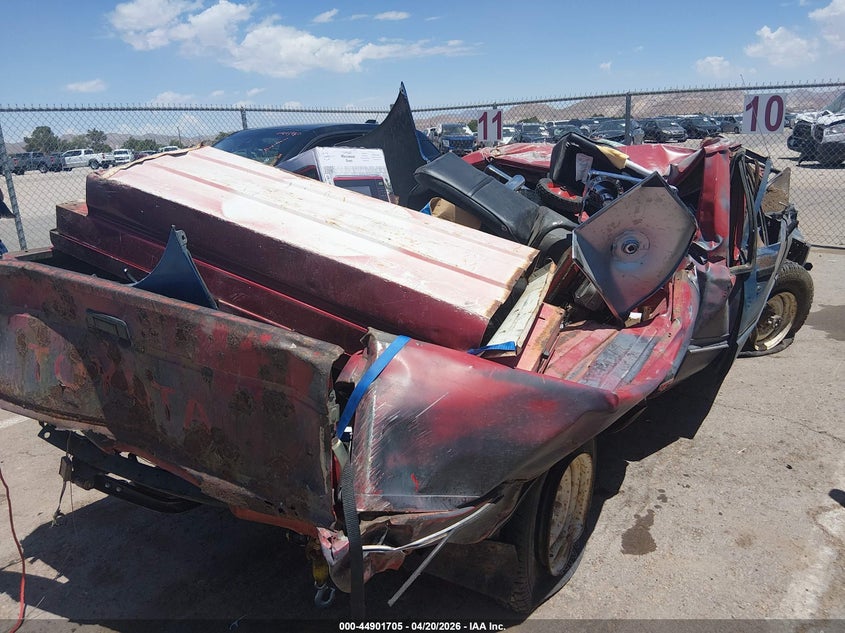 1985 Toyota Pickup Xtracab Rn66 Dlx VIN: JT4RN66D2F5062517 Lot: 44901705