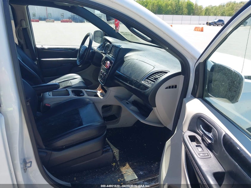 2017 DODGE GRAND CARAVAN SXT · Фото 5
