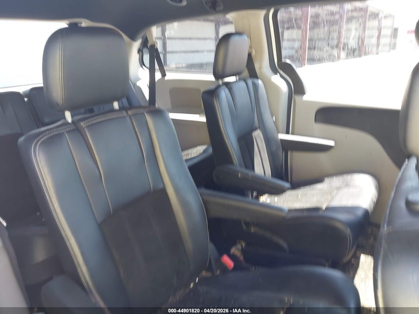 2017 DODGE GRAND CARAVAN SXT · Фото 8