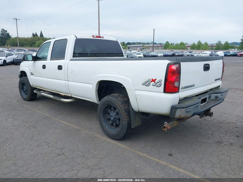 2004 Chevrolet Silverado 3500 Ls/Lt/Work Truck