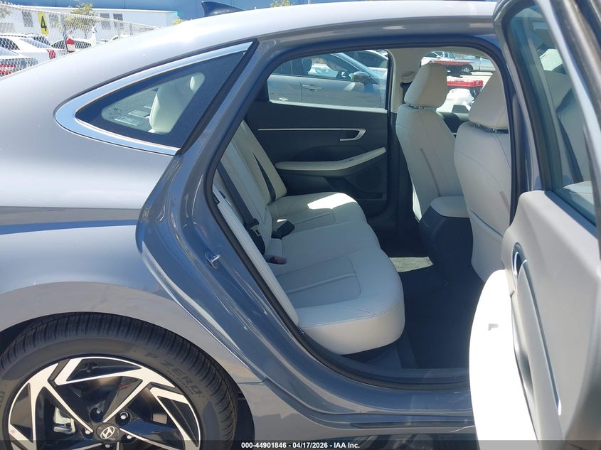 2026 HYUNDAI SONATA auction photo 8