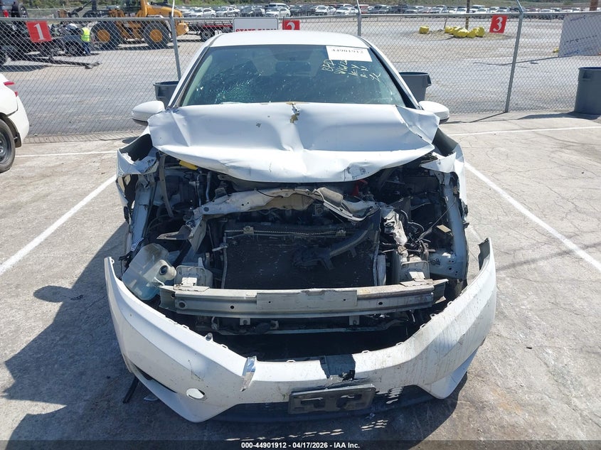 2017 Honda Fit Lx VIN: 3HGGK5G58HM712953 Lot: 44901912