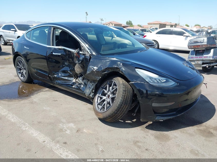 2018 Tesla Model 3 Long Range/Mid Range