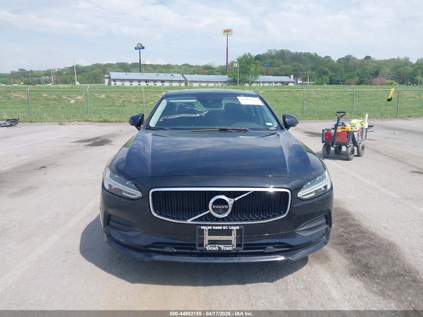 2018 Volvo S90 T5 Momentum VIN: LVY982AK5JP038255 Lot: 44902155