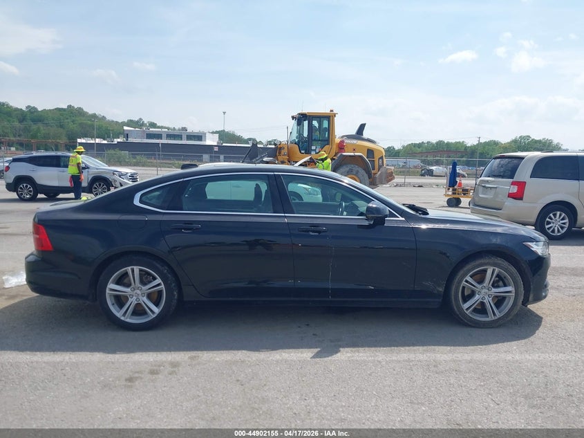 2018 Volvo S90 T5 Momentum VIN: LVY982AK5JP038255 Lot: 44902155