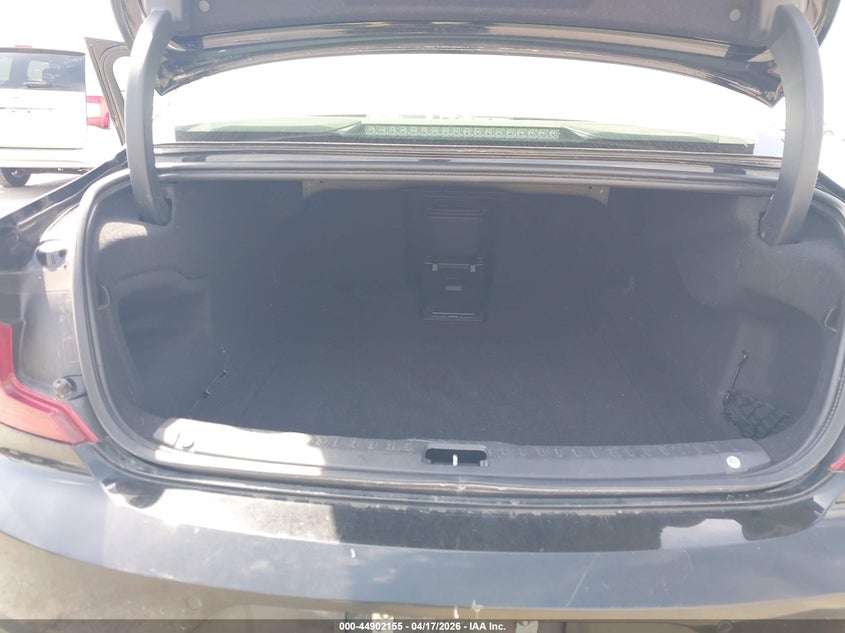 2018 Volvo S90 T5 Momentum VIN: LVY982AK5JP038255 Lot: 44902155