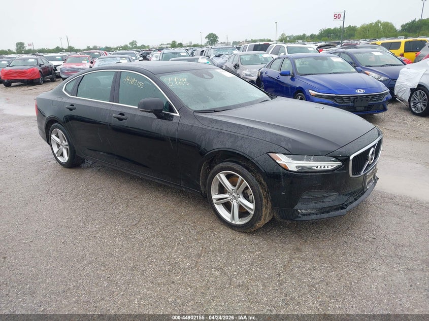 Vin: lvy982ak5jp038255, lot: 45399519, volvo s90 t5 momentum 2018 img_1