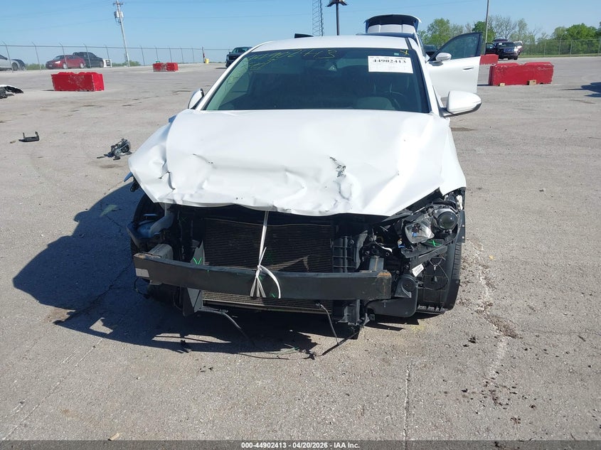 2018 HYUNDAI ELANTRA auction photo 6
