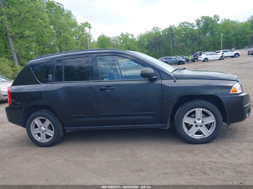 2010 Jeep Compass Sport VIN: 1J4NT4FB3AD622691 Lot: 44902473