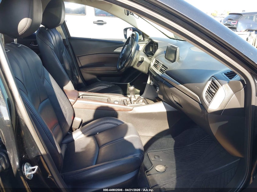 2018 Mazda Mazda3 Touring