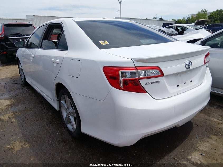 2012 TOYOTA CAMRY auction photo 3