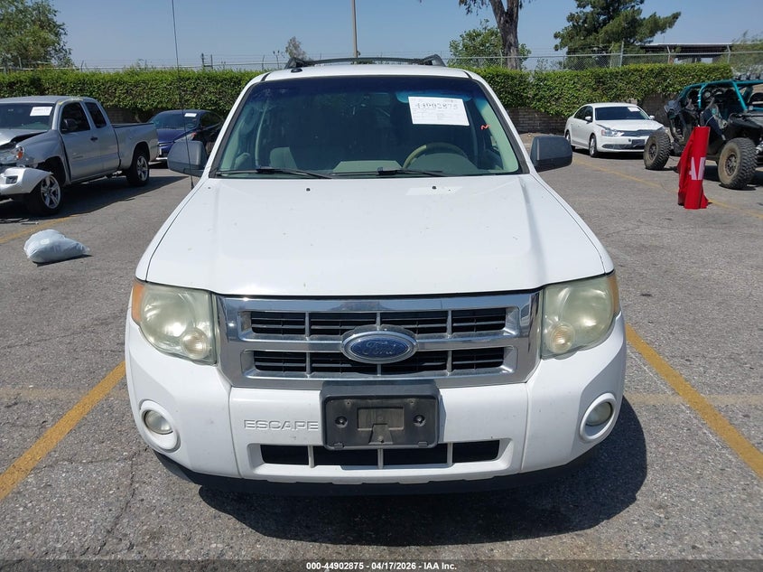 2009 Ford Escape 2.5 Xlt white Lot 111044902875 Vin 1FMCU03789KB04128