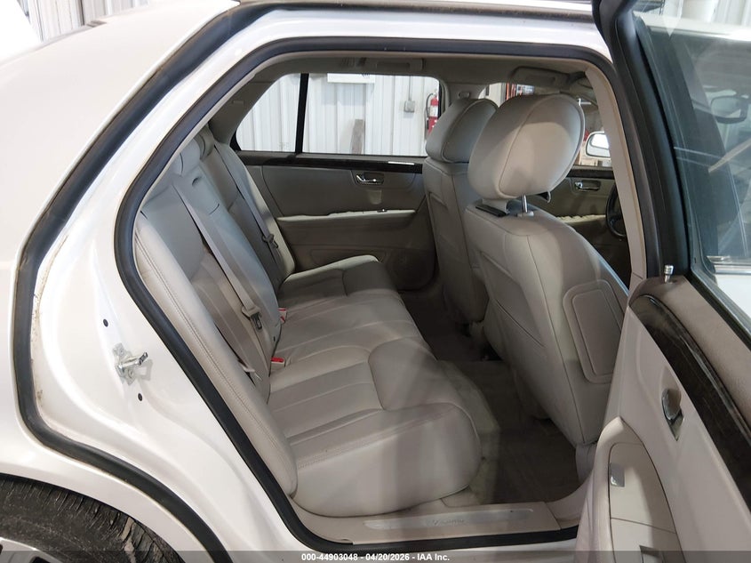 2010 Cadillac Dts Standard VIN: 1G6KA5EY4AU123573 Lot: 44903048