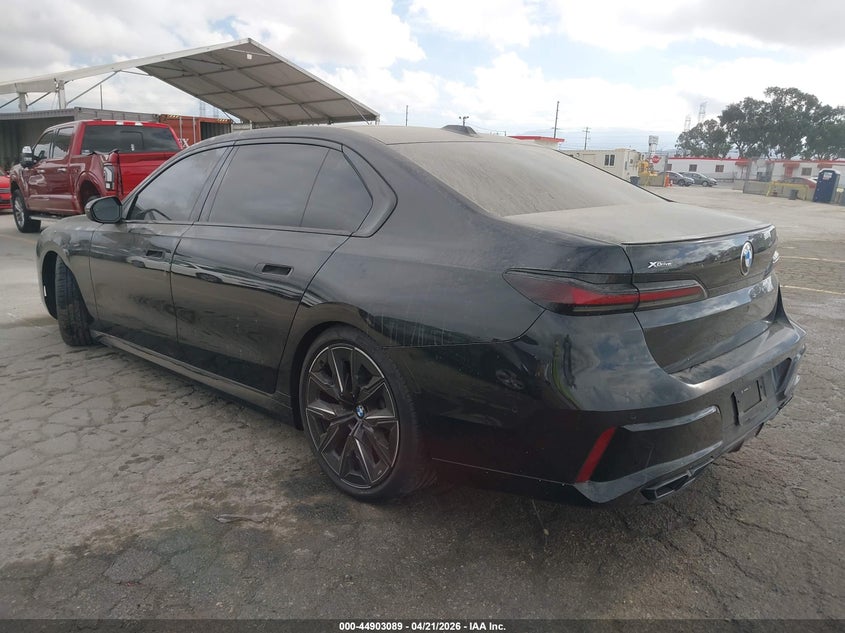 2023 BMW 760 4.4L V-8 DI, DOHC, V(VIN: WBA33EJ03PCN85484