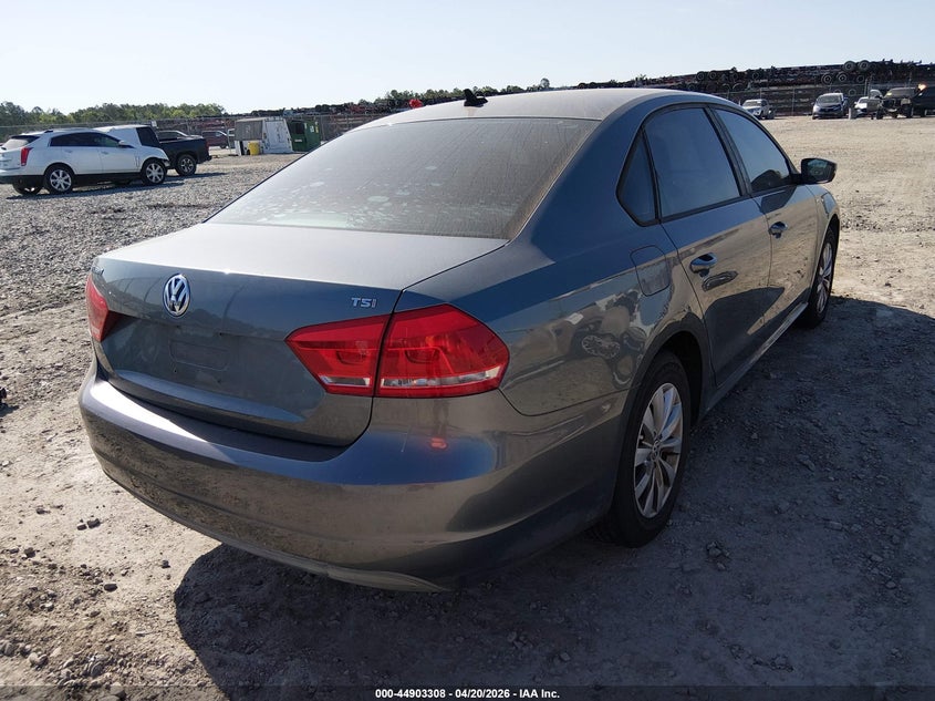 2014 Volkswagen Passat 1.8T Wolfsburg Edition