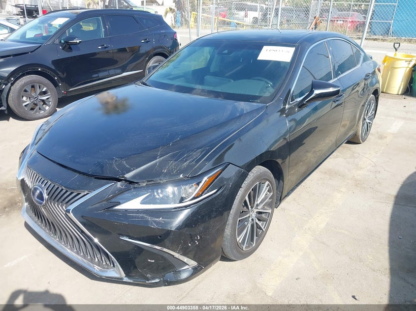 2025 Lexus Es F Sport Design